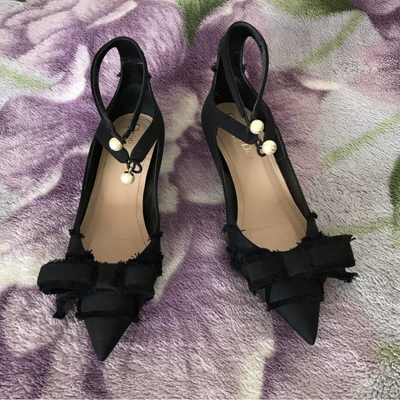 Christian Dior Adiorable Grosgrain Pump - Picture 5 of 16